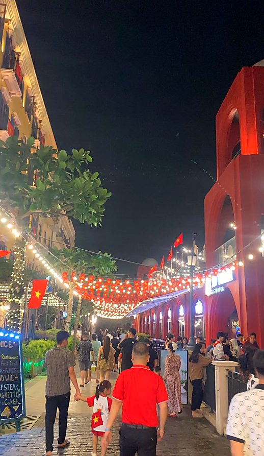 Vui-Fest Bazaar in Sunset Town Phu Quoc