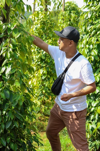 Inside Phu Quoc with Vu, photo 28 of 33